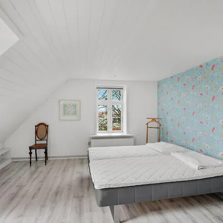 3 Bedroom Nice In شقة